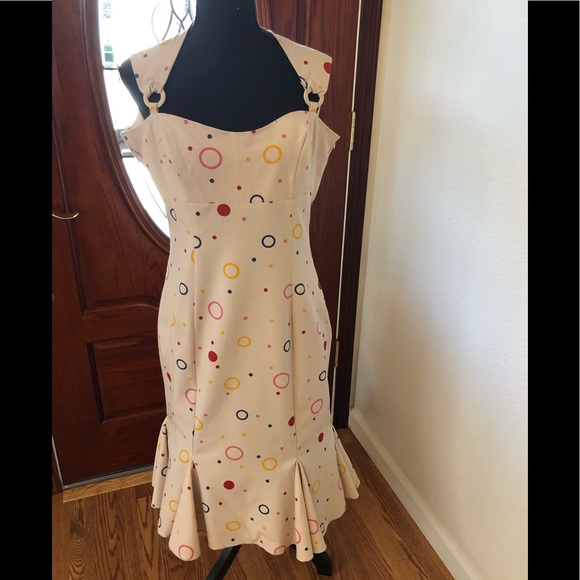 Dresses & Skirts - NWOT.  Classic Dress. Vintage